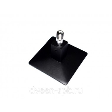 Черный квадратный кронштейн для полотенцесушителя